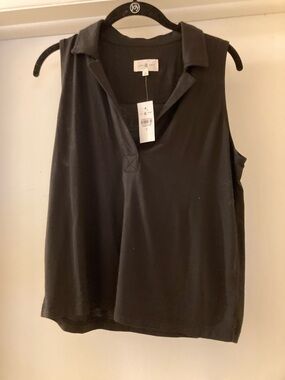 Lou & Grey sleeveless very soft polo top